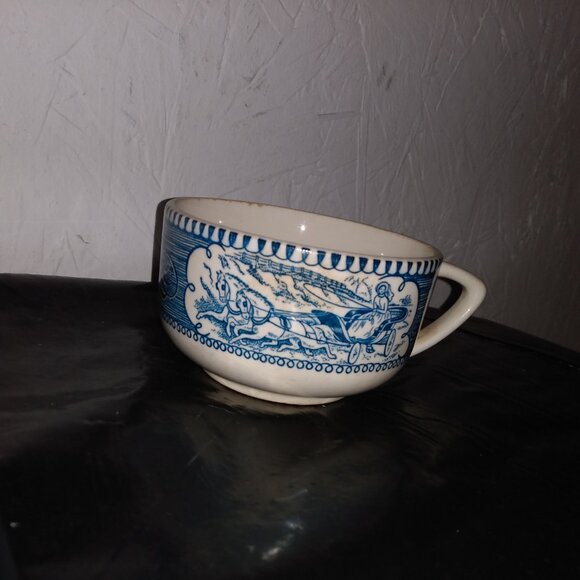 vintage Currier & Ives Royal China flat cup in the blue and white "Star of the R - Picture 2 of 6